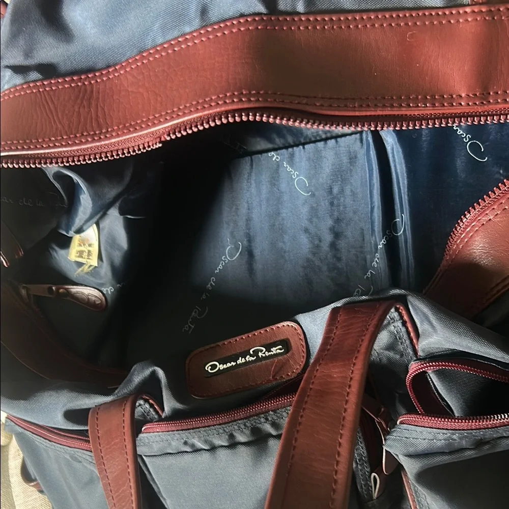 Oscar de la Renta Navy Maroon Trimmed Travel Duffle Bag